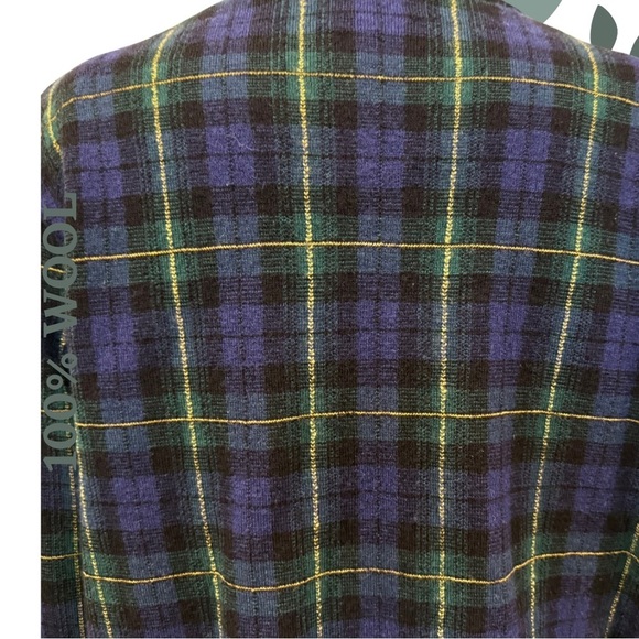 100% Wool Plaid Crewneck Sweater | Navy & Green | Classic Look | Size Large - Picture 7 of 8